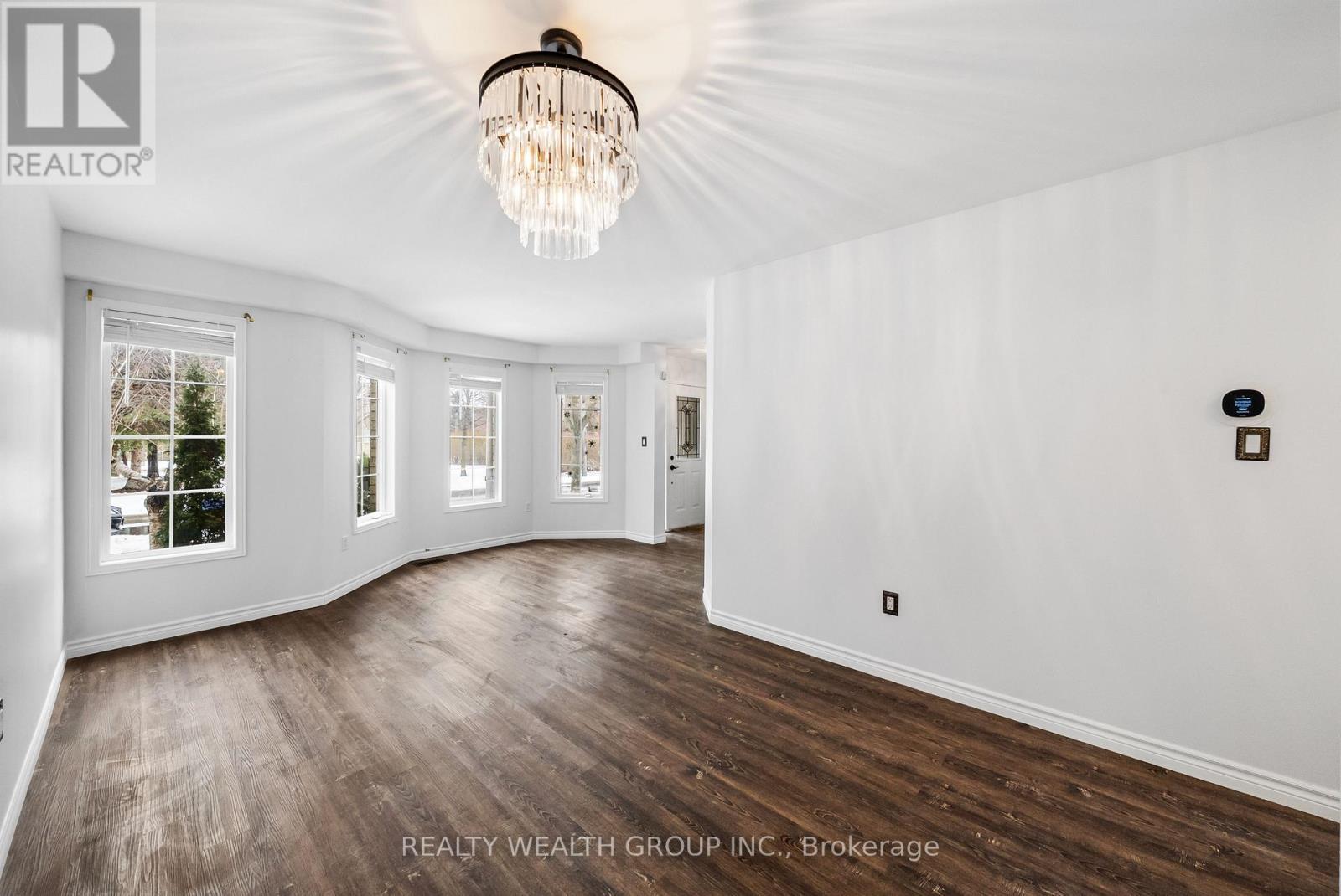 34 Castle Park Boulevard, Vaughan, Ontario  L4H 1M4 - Photo 11 - N12813818