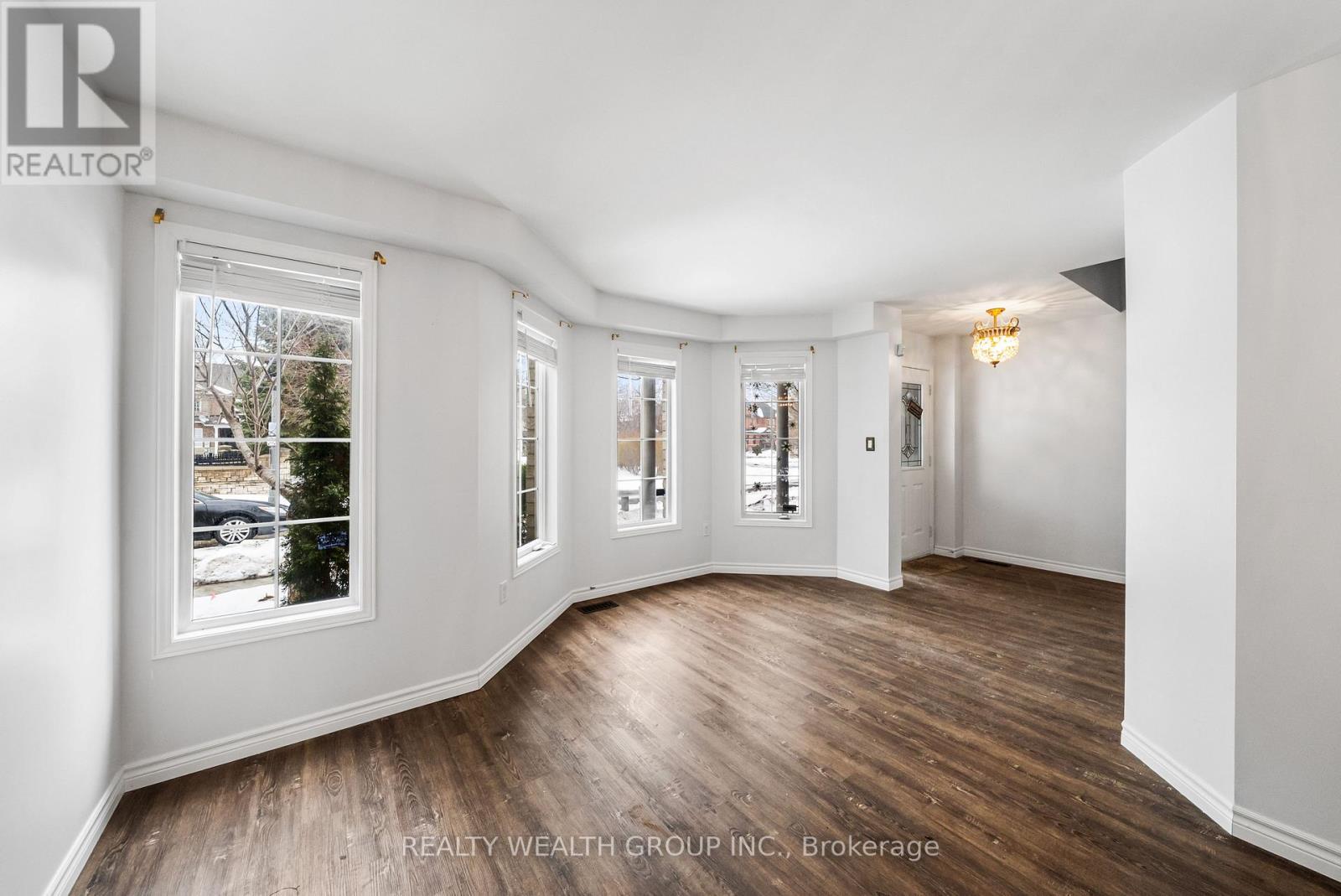 34 Castle Park Boulevard, Vaughan, Ontario  L4H 1M4 - Photo 9 - N12813818