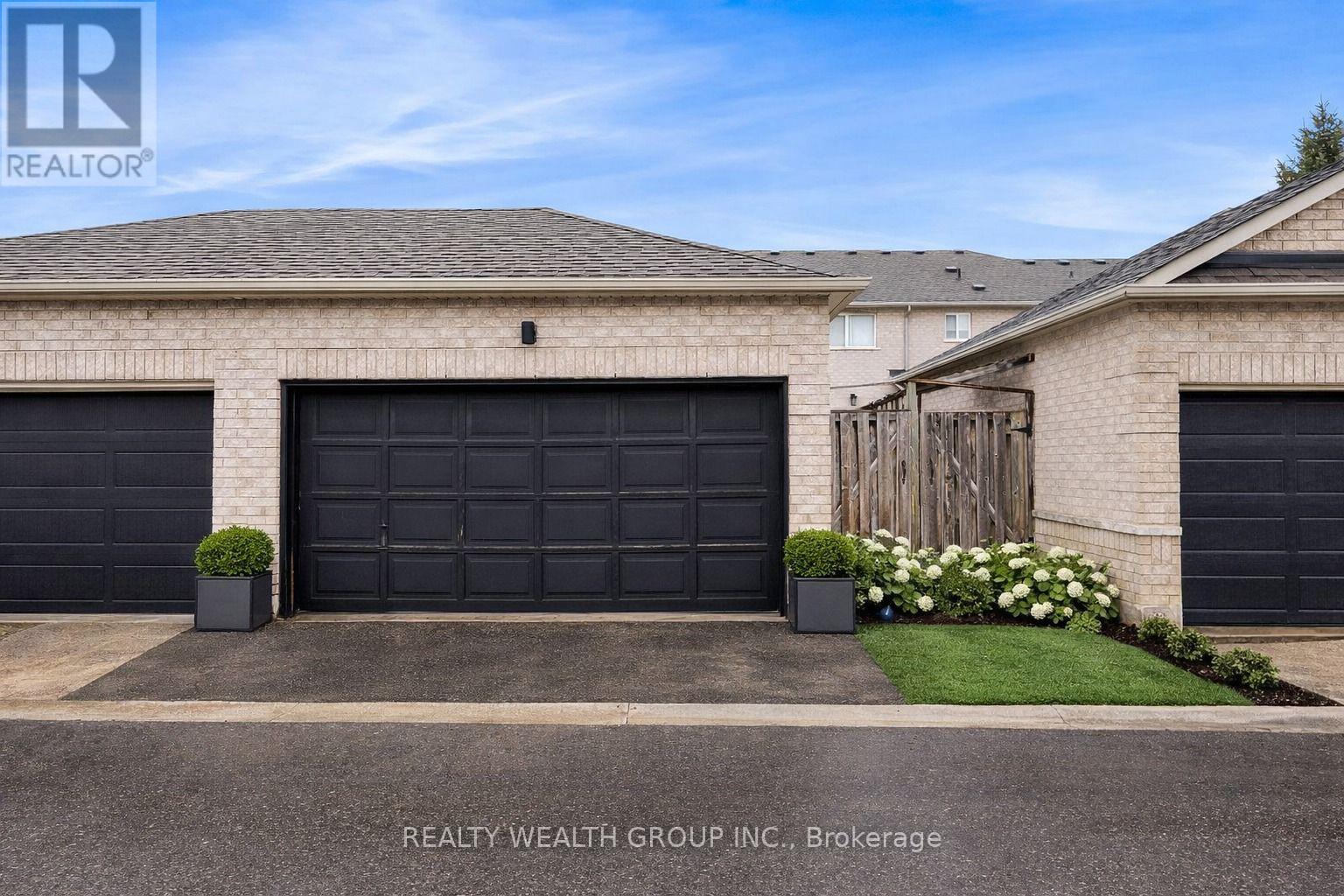 34 Castle Park Boulevard, Vaughan, Ontario  L4H 1M4 - Photo 46 - N12813818