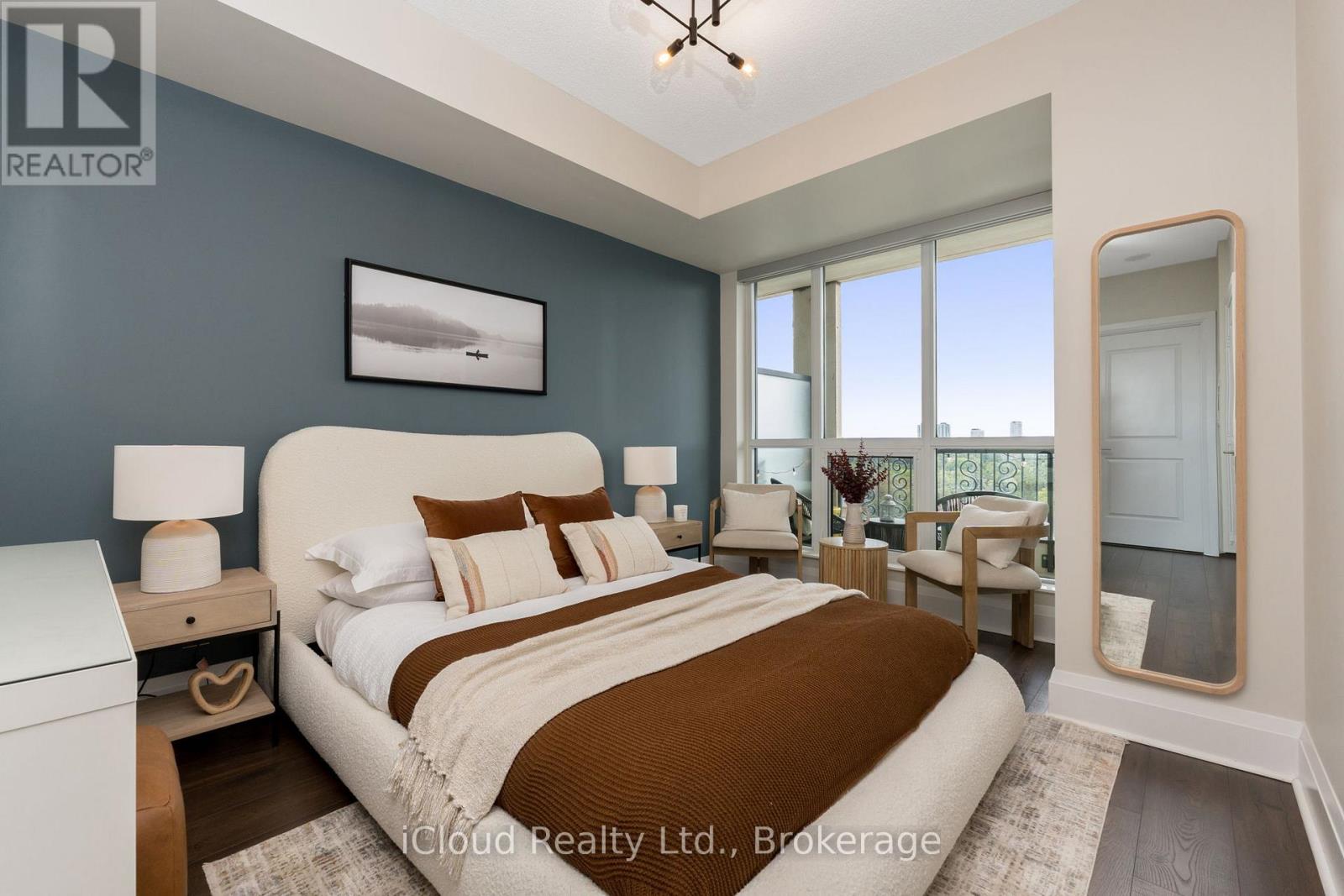 714 - 1 Old Mill Drive, Toronto, Ontario  M6S 0A1 - Photo 19 - W12773634