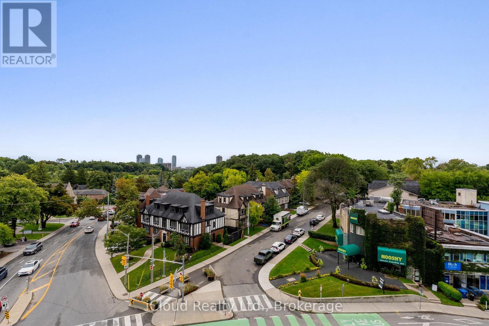 714 - 1 Old Mill Drive, Toronto, Ontario  M6S 0A1 - Photo 33 - W12773634