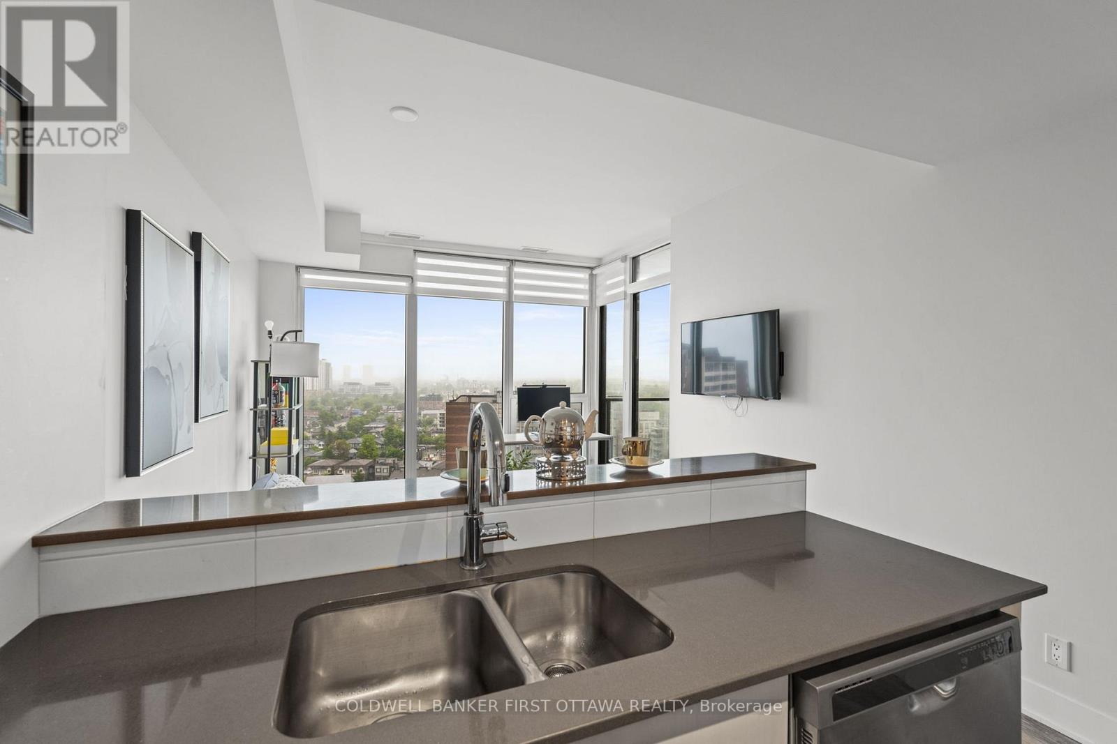 1905 - 485 Richmond Road, Ottawa, Ontario  K2A 3W9 - Photo 16 - X12825222