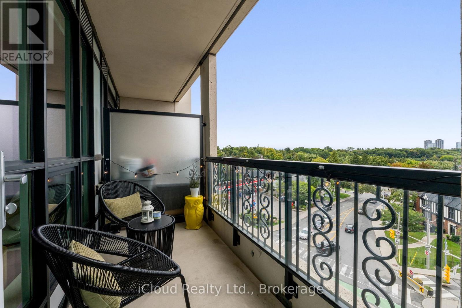 714 - 1 Old Mill Drive, Toronto, Ontario  M6S 0A1 - Photo 32 - W12773634