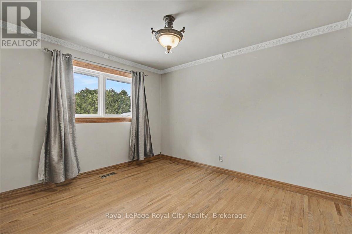 304 Victoria Road N, Guelph, Ontario  N1E 5J4 - Photo 10 - X12832374