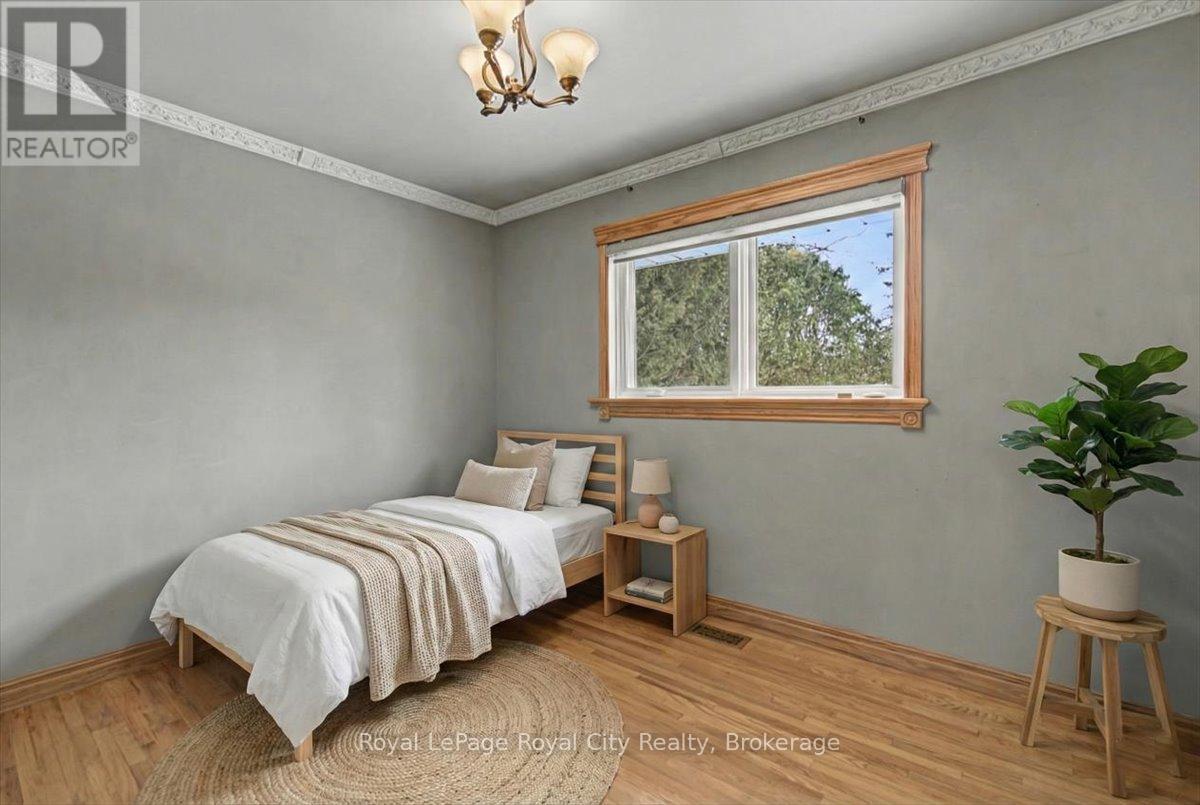 304 Victoria Road N, Guelph, Ontario  N1E 5J4 - Photo 12 - X12832374