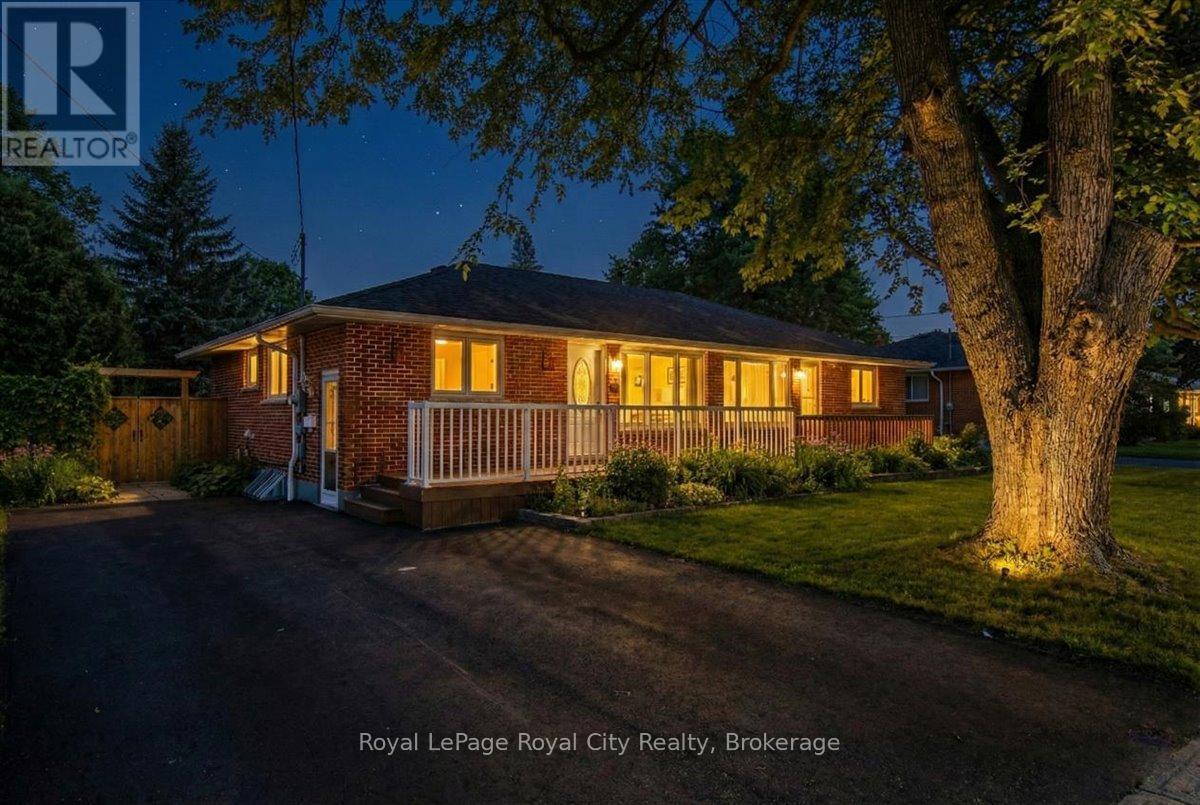 304 Victoria Road N, Guelph, Ontario  N1E 5J4 - Photo 2 - X12832374