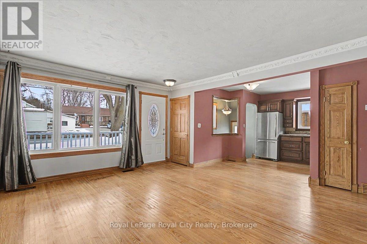 304 Victoria Road N, Guelph, Ontario  N1E 5J4 - Photo 6 - X12832374