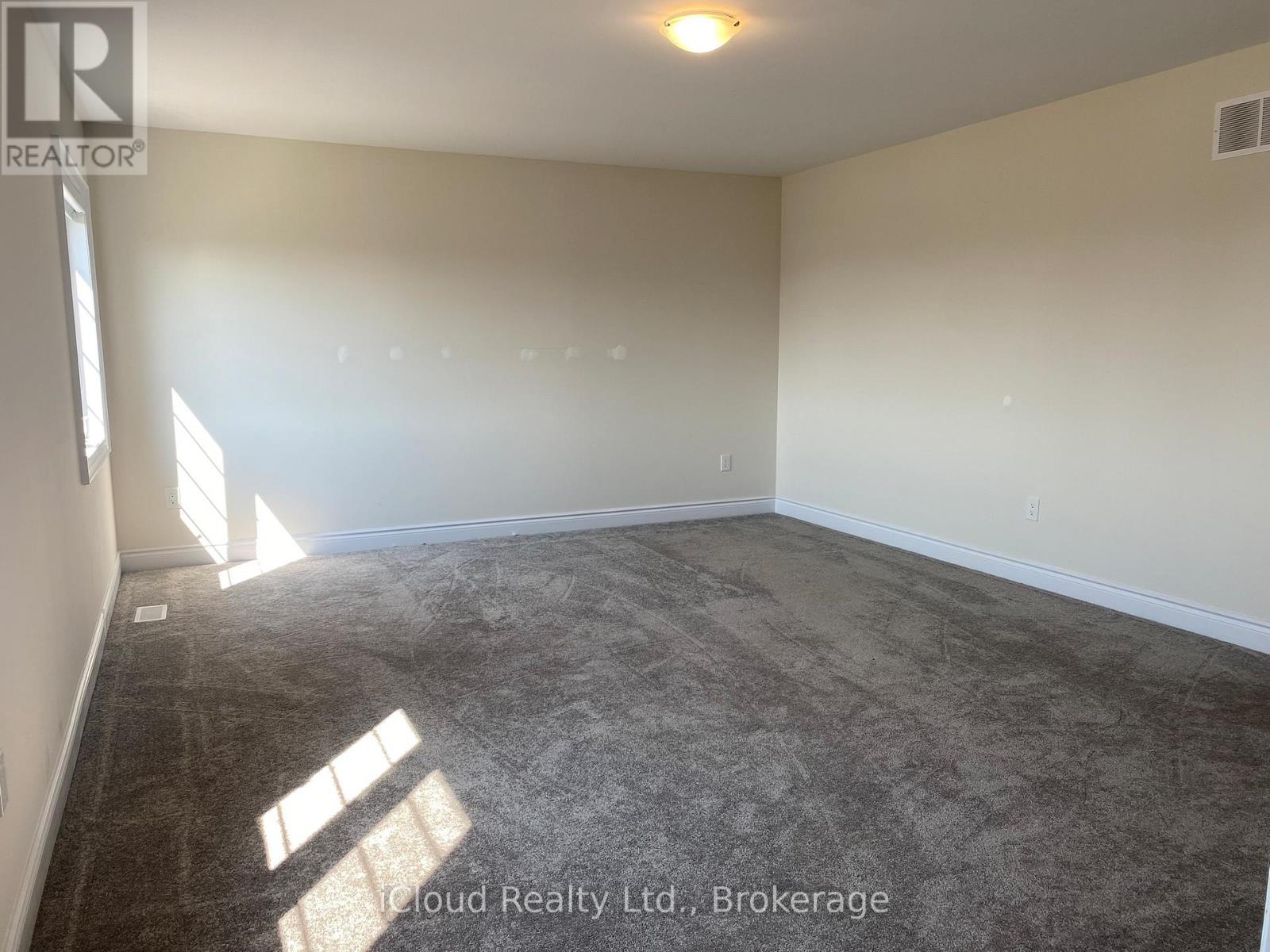 Upper Unit - 142 David Street, Haldimand, Ontario  N0A 1H0 - Photo 8 - X12734358