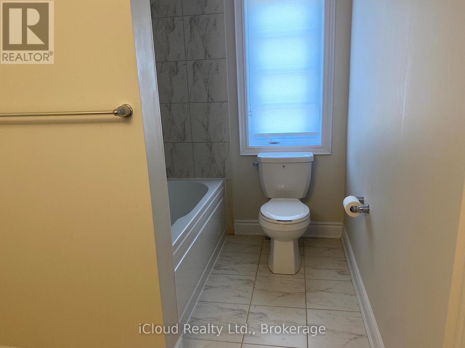 Upper Unit - 142 David Street, Haldimand, Ontario  N0A 1H0 - Photo 10 - X12734358