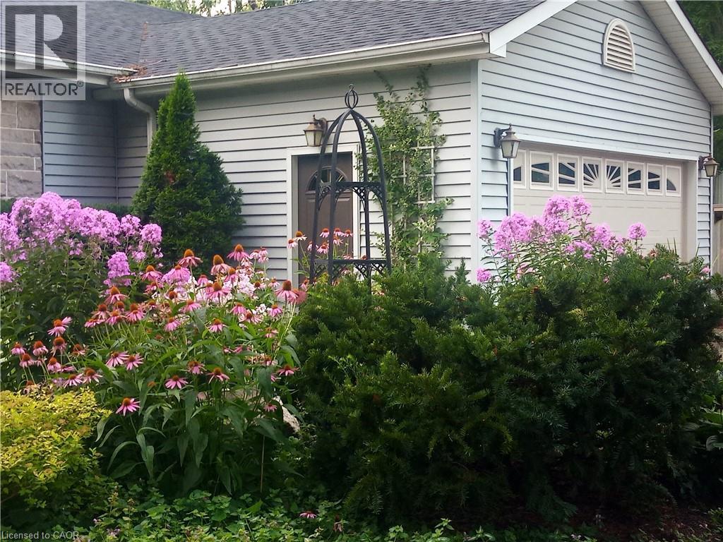 3012 First Street, Burlington, Ontario  L7N 1C3 - Photo 2 - 40721018