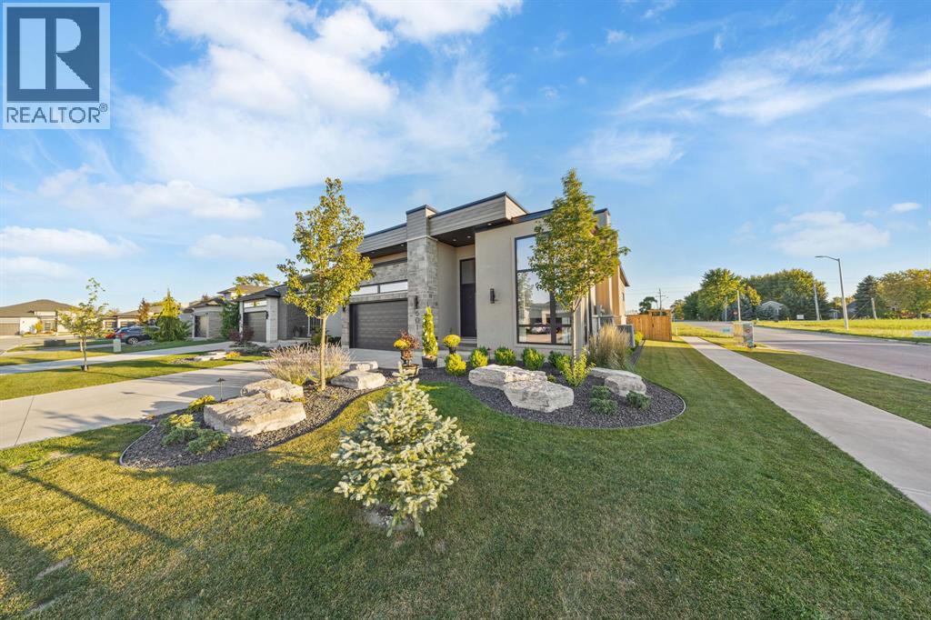 601 Mead Court, Sarnia, Ontario  N7W 0B5 - Photo 4 - 26004232