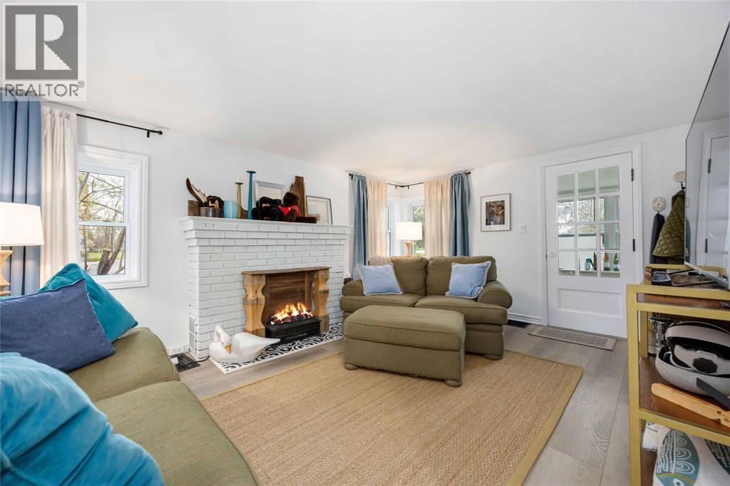 527 Errol Road West, Sarnia photo 6