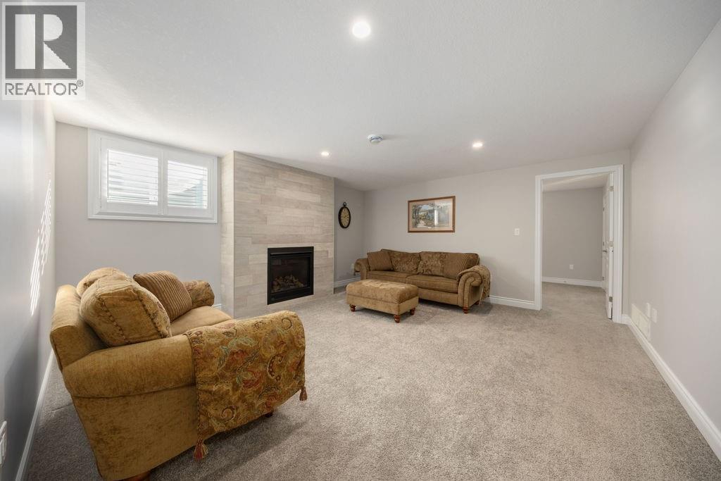 366 Sawgrass Place, Sarnia, Ontario  N7W 0B2 - Photo 23 - 26004226