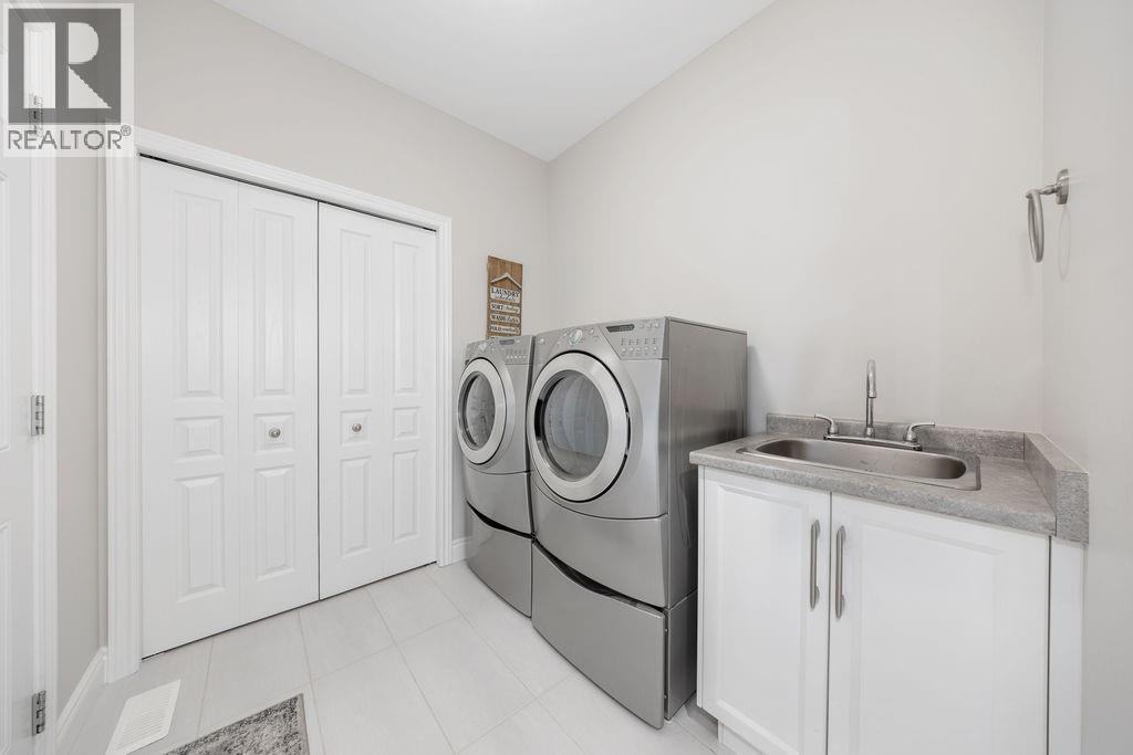 366 Sawgrass Place, Sarnia, Ontario  N7W 0B2 - Photo 8 - 26004226