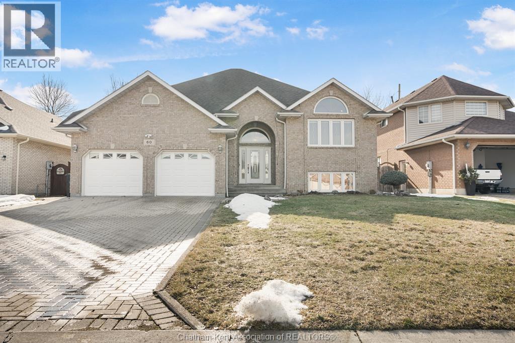 60 PARKVIEW COURT, Chatham, Ontario