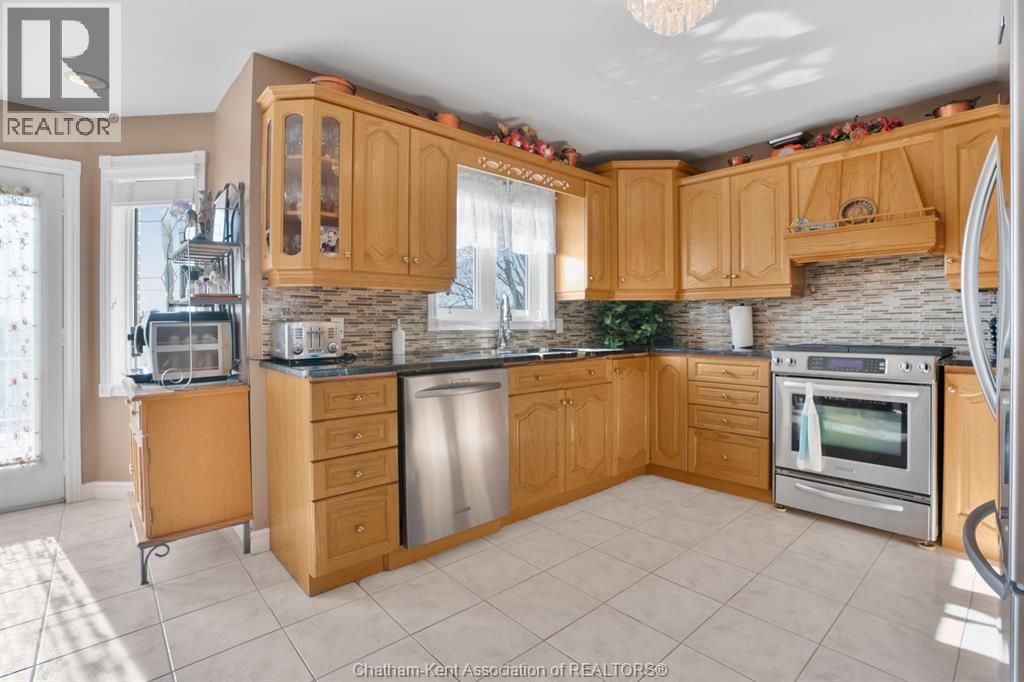 60 Parkview Court, Chatham, Ontario  N7M 6H9 - Photo 14 - 26004201