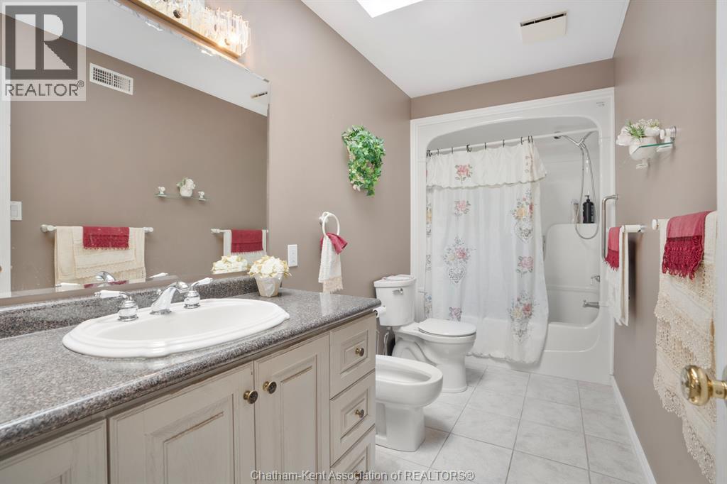 60 Parkview Court, Chatham, Ontario  N7M 6H9 - Photo 24 - 26004201