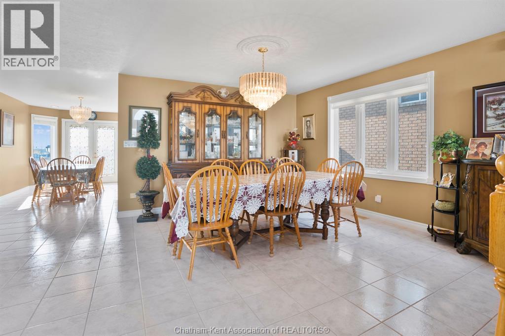 60 Parkview Court, Chatham, Ontario  N7M 6H9 - Photo 7 - 26004201