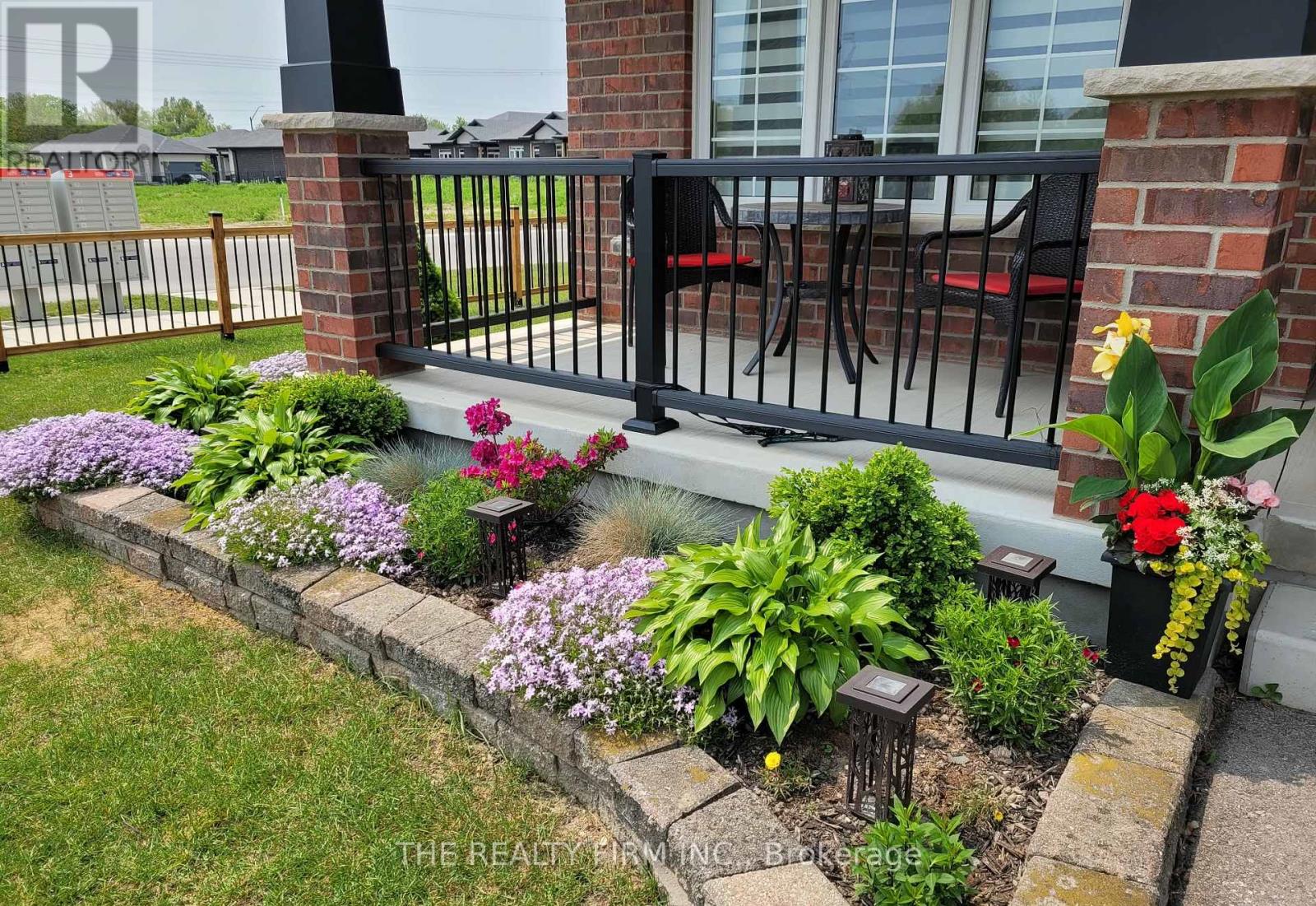 59 Freeman Lane, Central Elgin, Ontario  N5P 0E5 - Photo 3 - X12832256