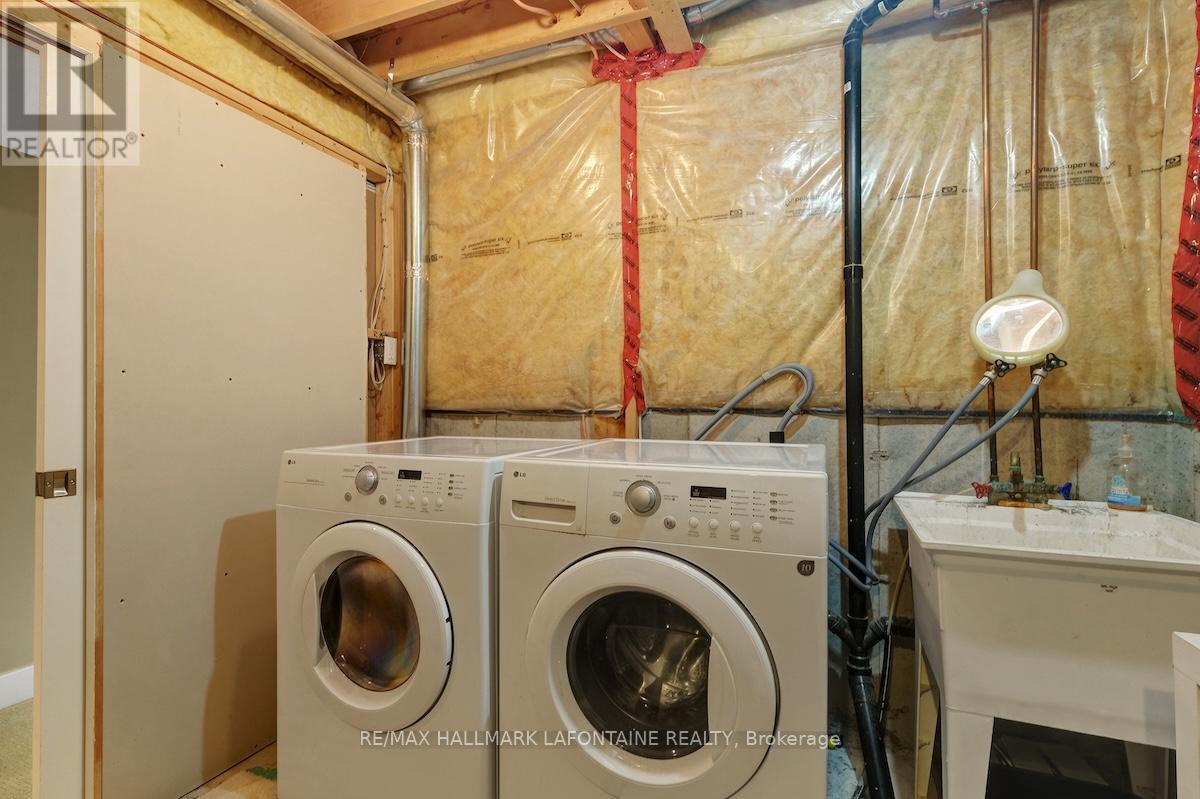 442 Wisteria Crescent, Ottawa, Ontario  K1V 0P1 - Photo 32 - X12832316