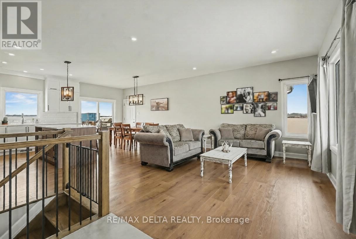 121 County Rd 19 Road, Alfred And Plantagenet, Ontario  K0A 3K0 - Photo 8 - X12832350