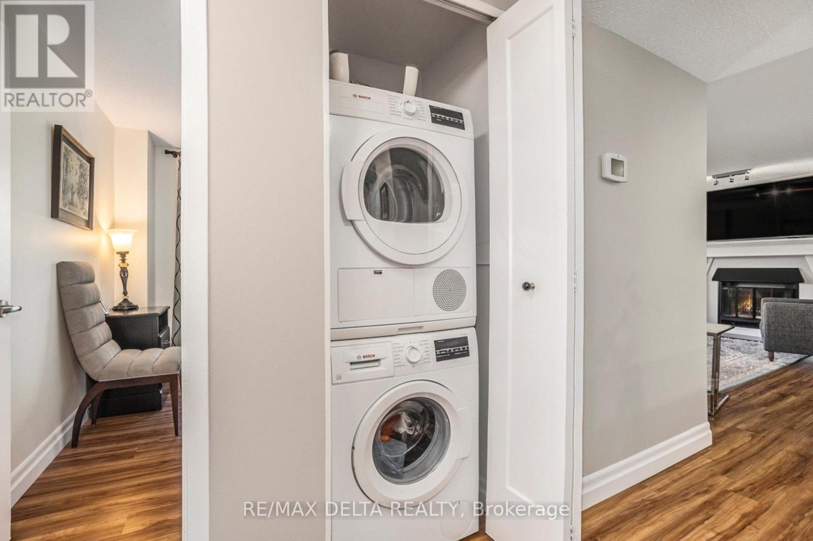 304 - 295 Gilmour Street, Ottawa, Ontario  K2P 0P7 - Photo 12 - X12832352