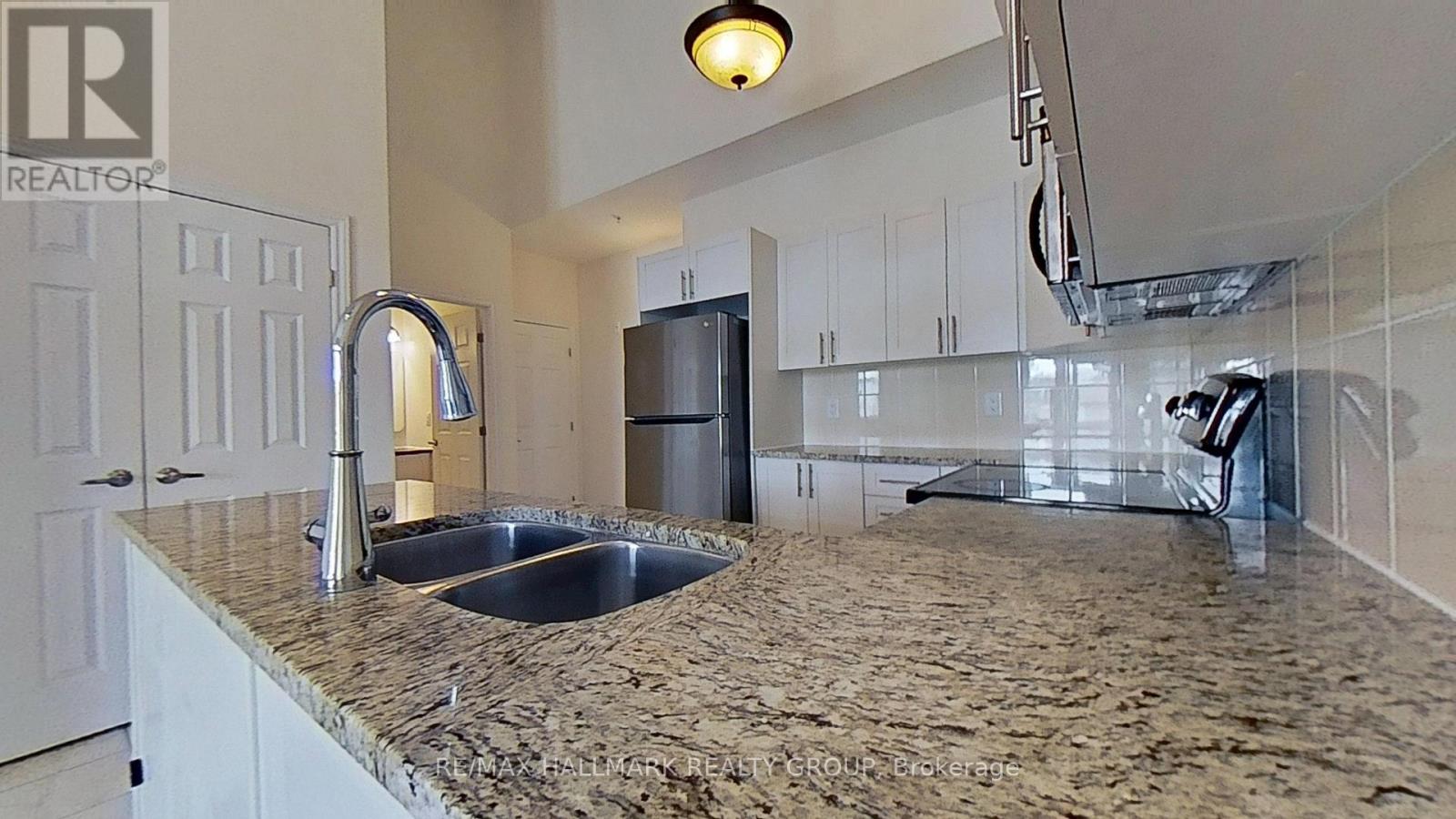 401 - 1201 Ohio Street, Ottawa, Ontario  K1H 0A1 - Photo 4 - X12832366