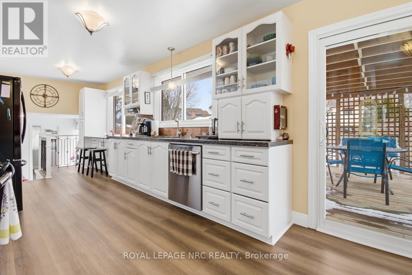 5210 Timothy Crescent, Niagara Falls, Ontario  L2E 5G3 - Photo 9 - X12832288