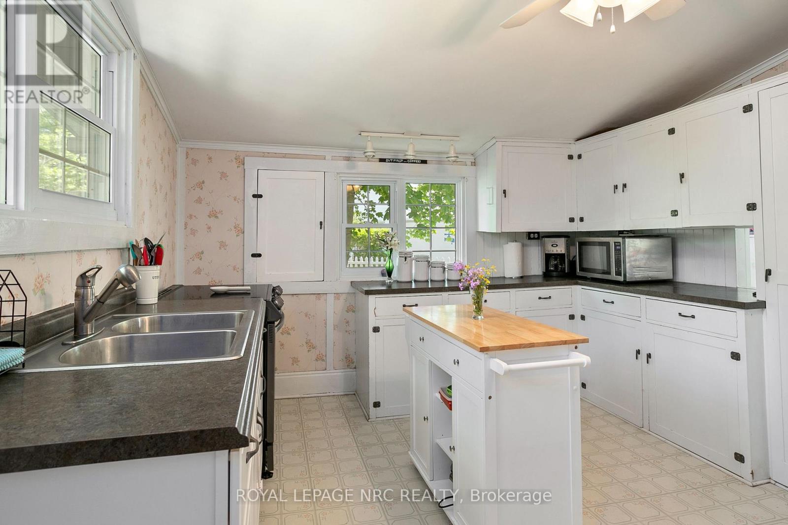 3786 Terrace Lane S, Fort Erie, Ontario  L0S 1B0 - Photo 12 - X12832328