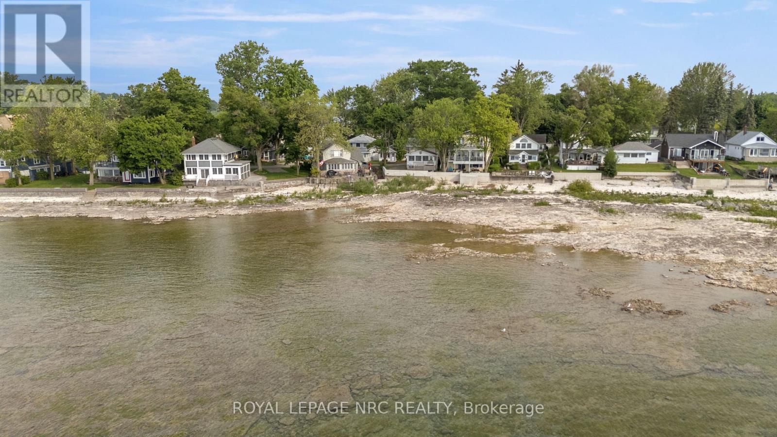 3786 Terrace Lane S, Fort Erie, Ontario  L0S 1B0 - Photo 2 - X12832328