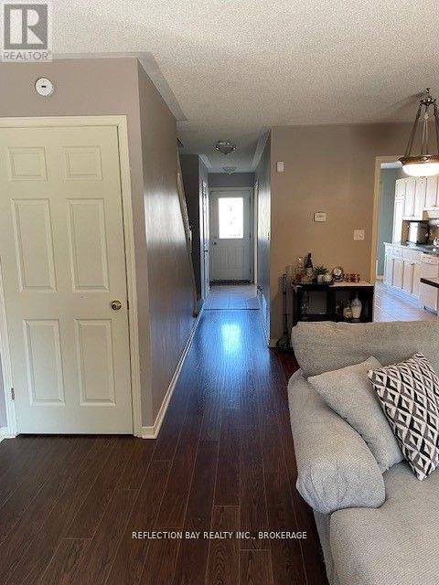 5150 Mulberry Drive, Lincoln (Beamsville), Ontario  L3J 0J7 - Photo 6 - X12832364