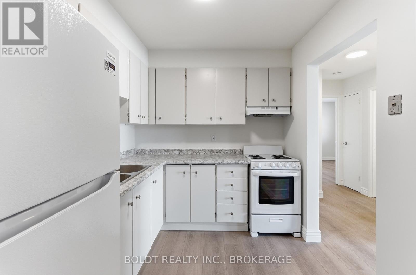 F - 706 Main Street E, Welland, Ontario  L3B 3Y4 - Photo 13 - X12832382