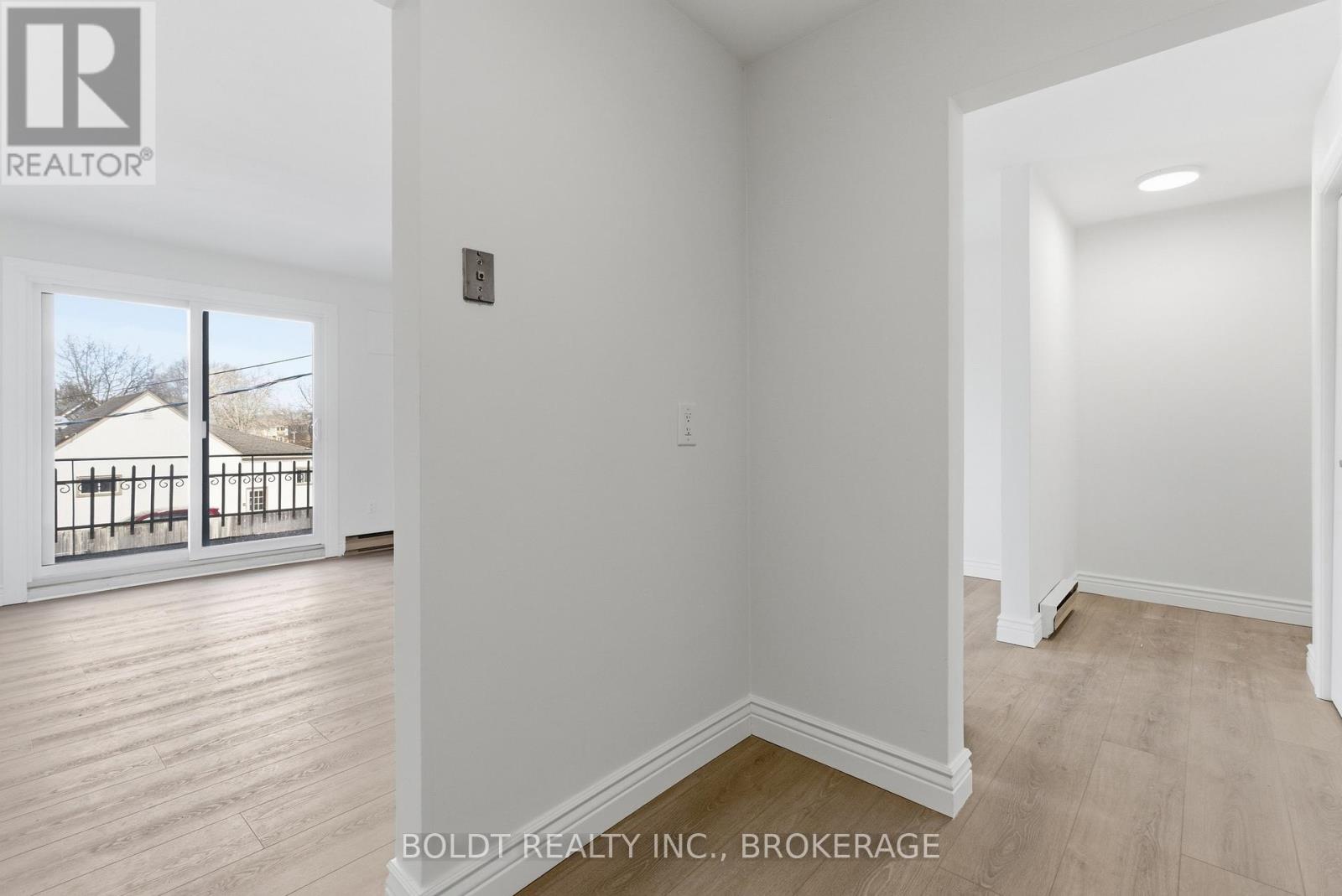 F - 706 Main Street E, Welland, Ontario  L3B 3Y4 - Photo 14 - X12832382