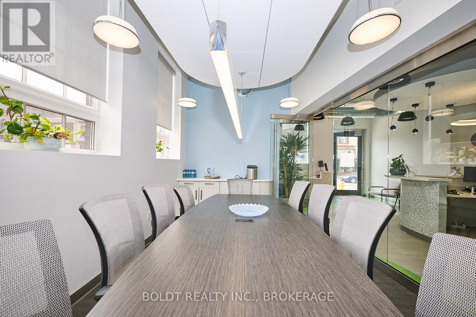 2 Front Street N, Thorold, Ontario  L2V 1X4 - Photo 10 - X12832384