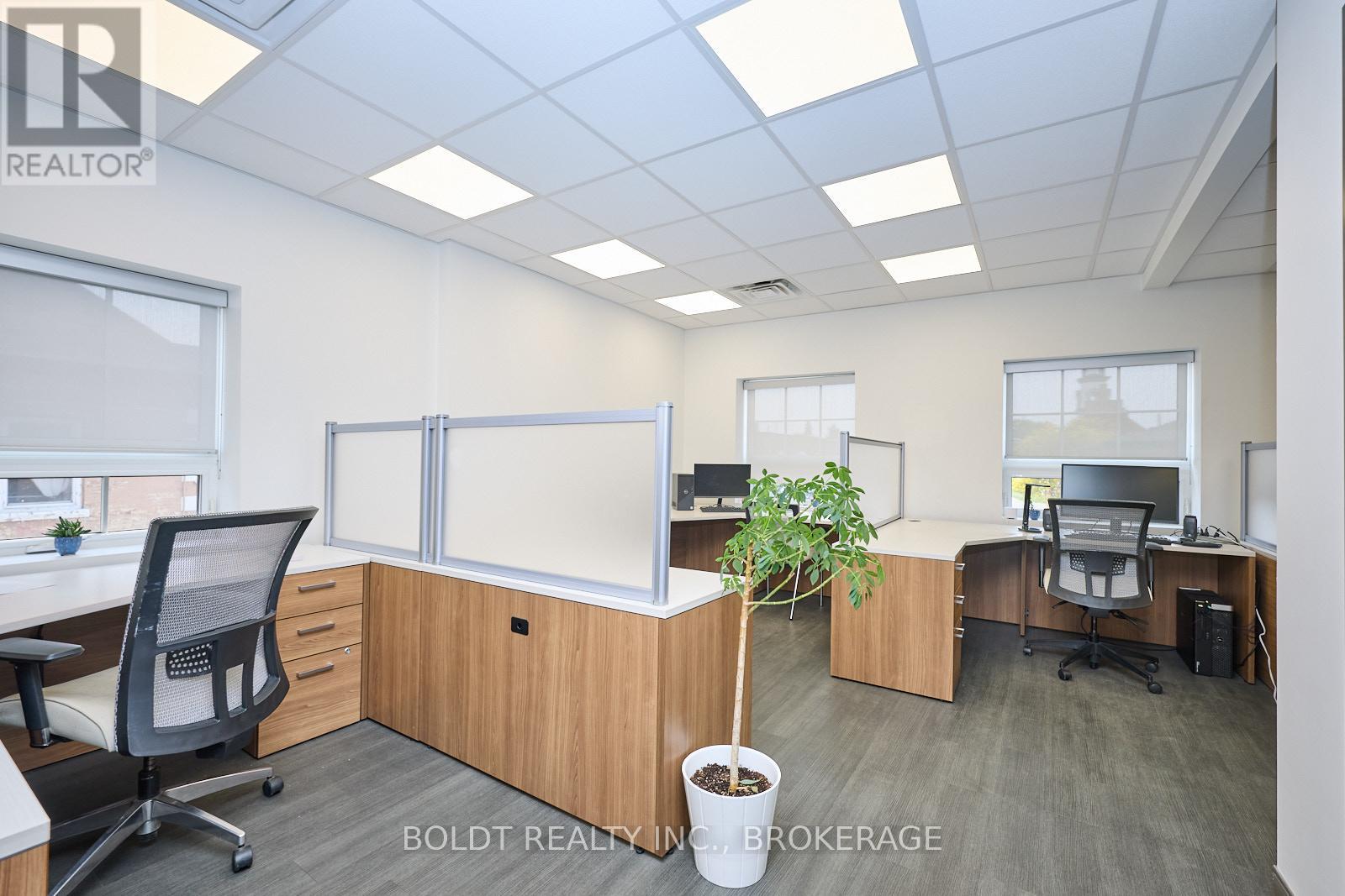 2 Front Street N, Thorold, Ontario  L2V 1X4 - Photo 24 - X12832384