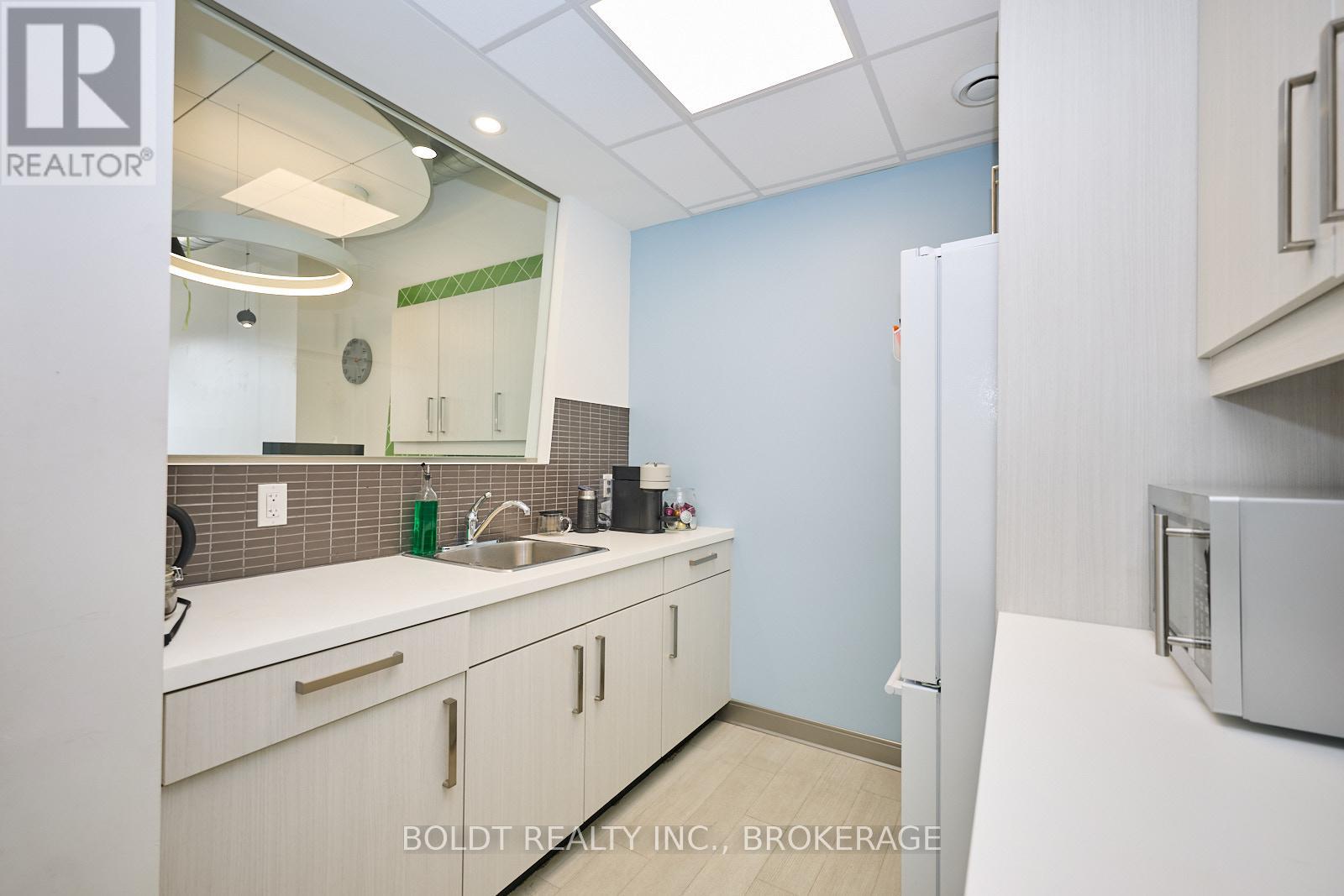 2 Front Street N, Thorold, Ontario  L2V 1X4 - Photo 28 - X12832384