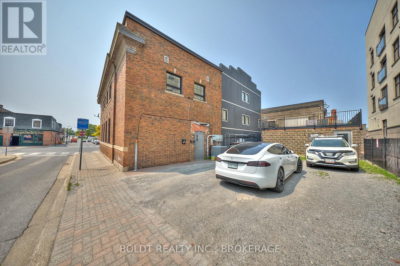 2 Front Street N, Thorold, Ontario  L2V 1X4 - Photo 30 - X12832384