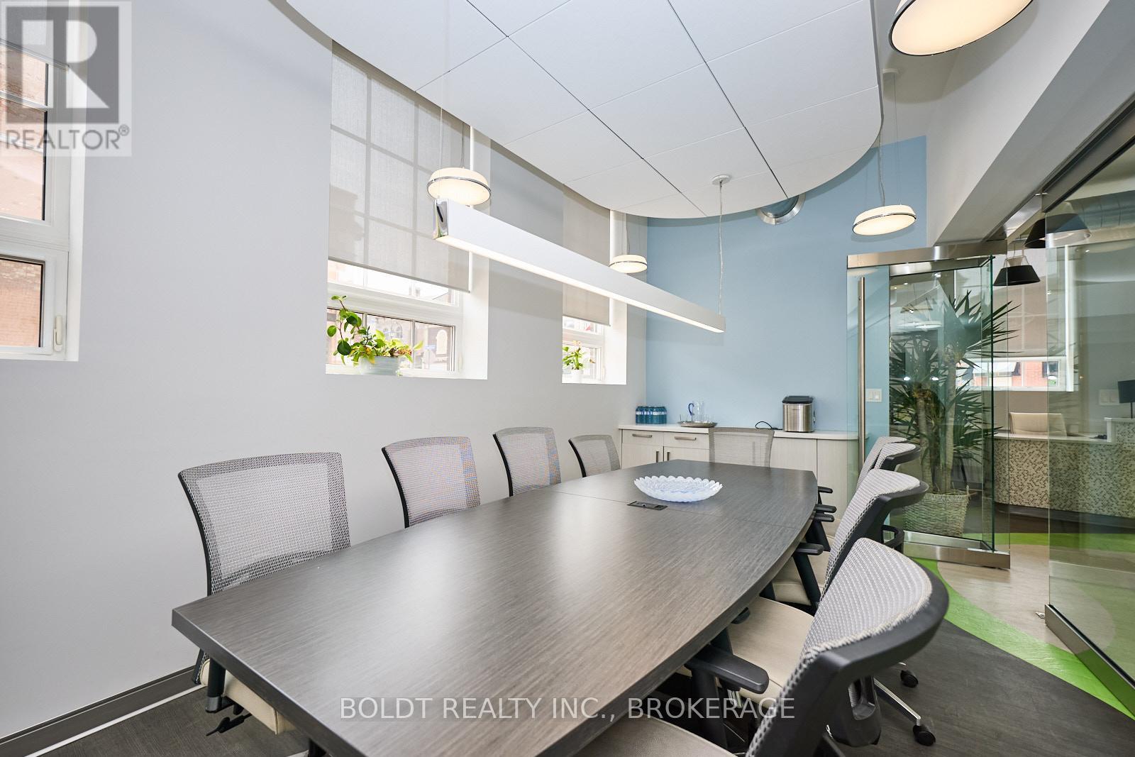 2 Front Street N, Thorold, Ontario  L2V 1X4 - Photo 8 - X12832384