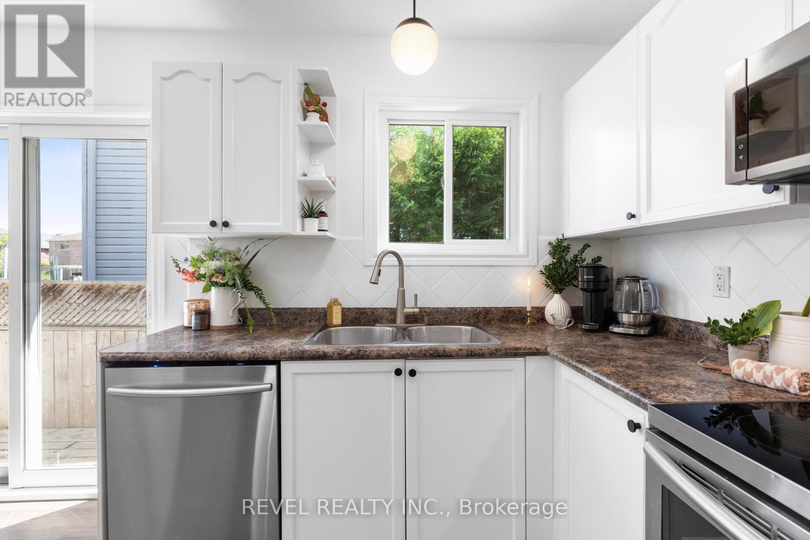 39 Springdale Drive, Kawartha Lakes, Ontario  K9V 0J4 - Photo 16 - X12832372