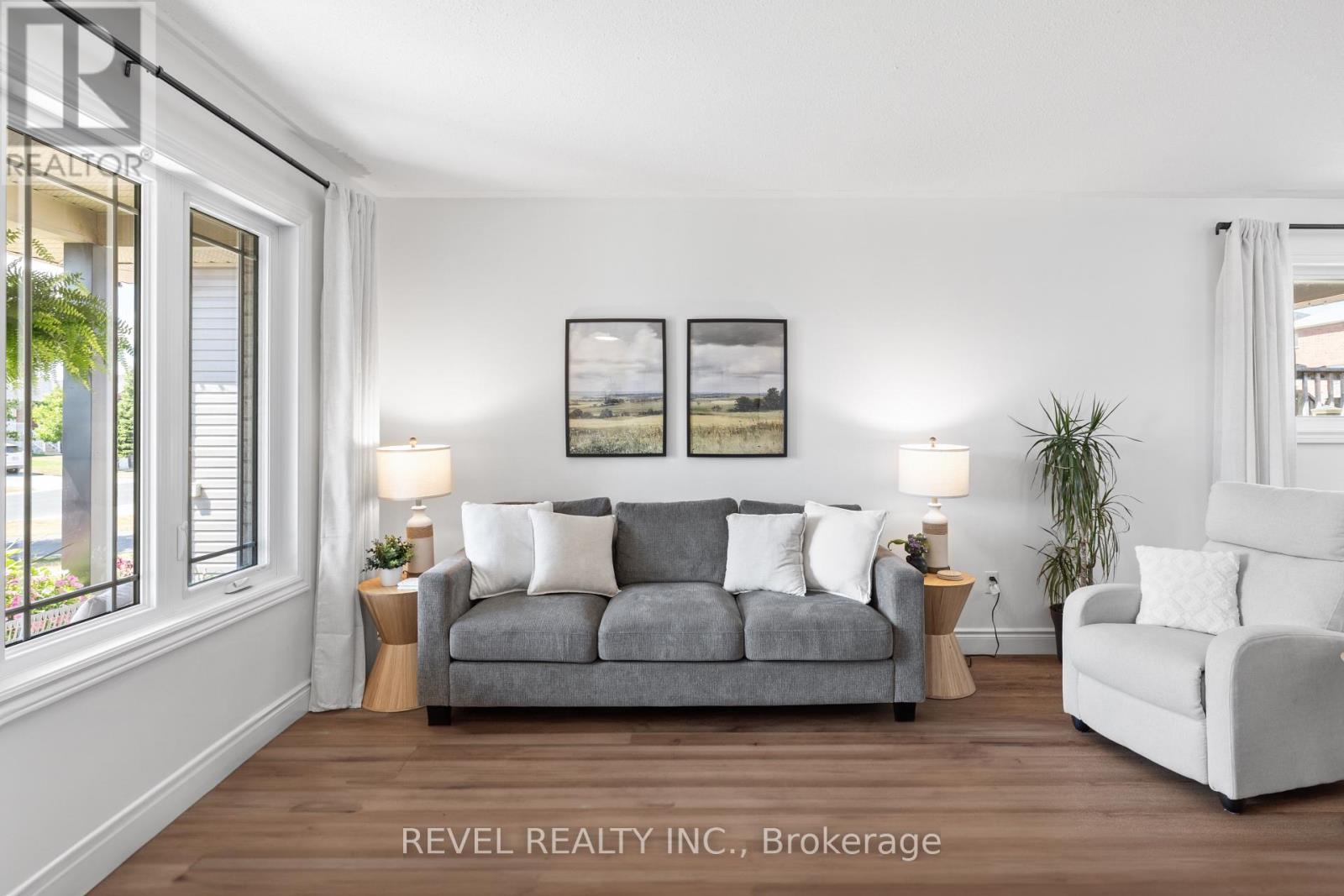 39 Springdale Drive, Kawartha Lakes, Ontario  K9V 0J4 - Photo 6 - X12832372