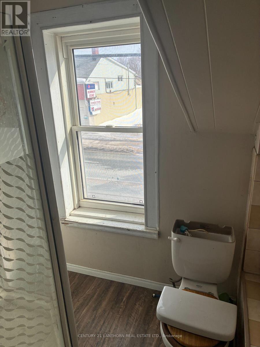 188 Dundas Street W, Quinte West, Ontario  K8V 3R2 - Photo 10 - X12832388