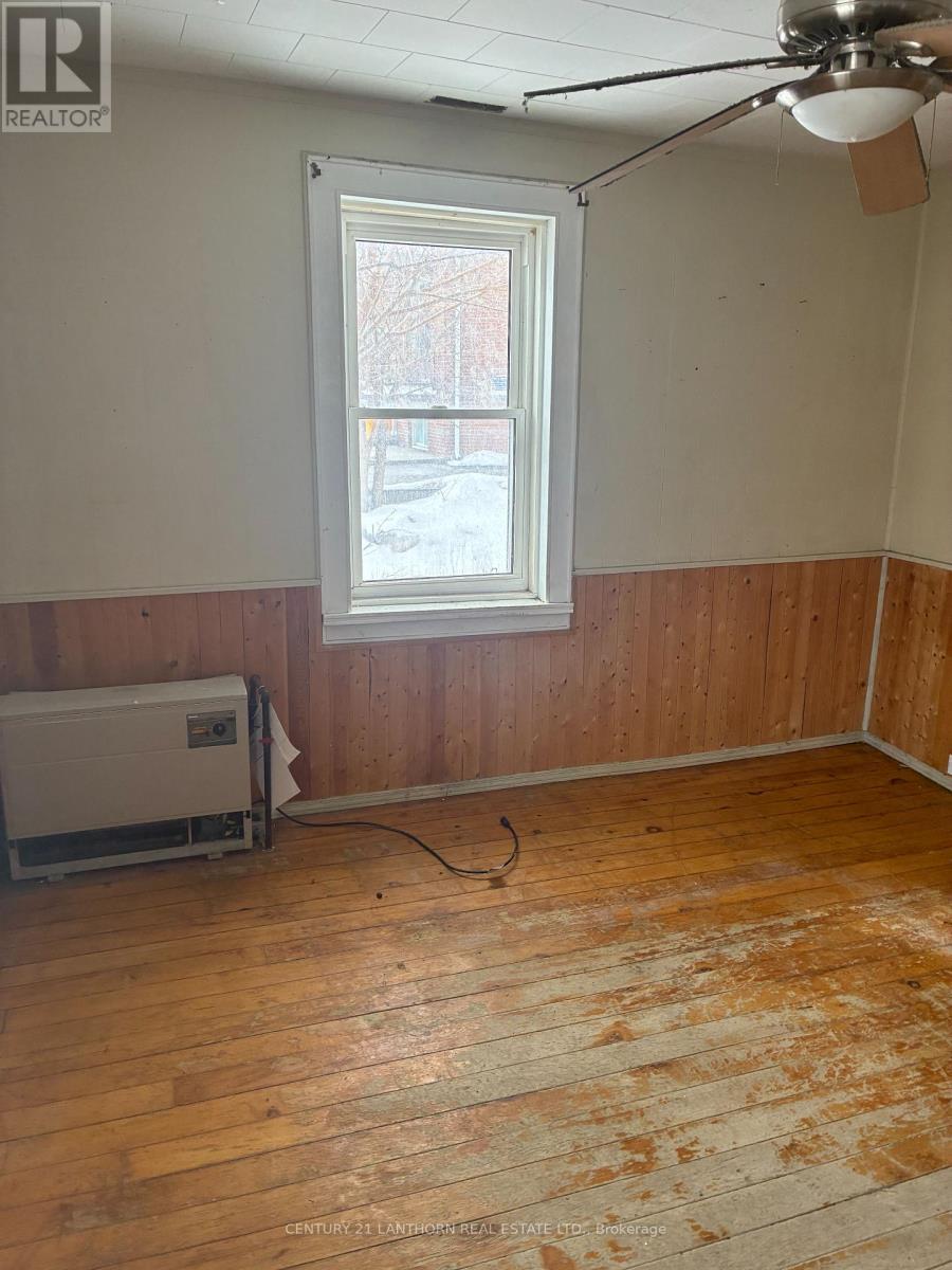 188 Dundas Street W, Quinte West, Ontario  K8V 3R2 - Photo 13 - X12832388