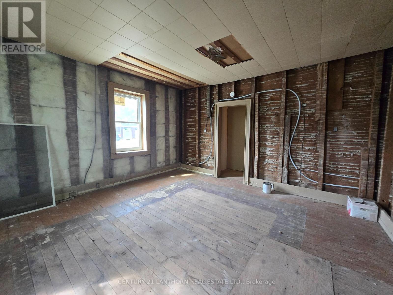 188 Dundas Street W, Quinte West, Ontario  K8V 3R2 - Photo 15 - X12832388