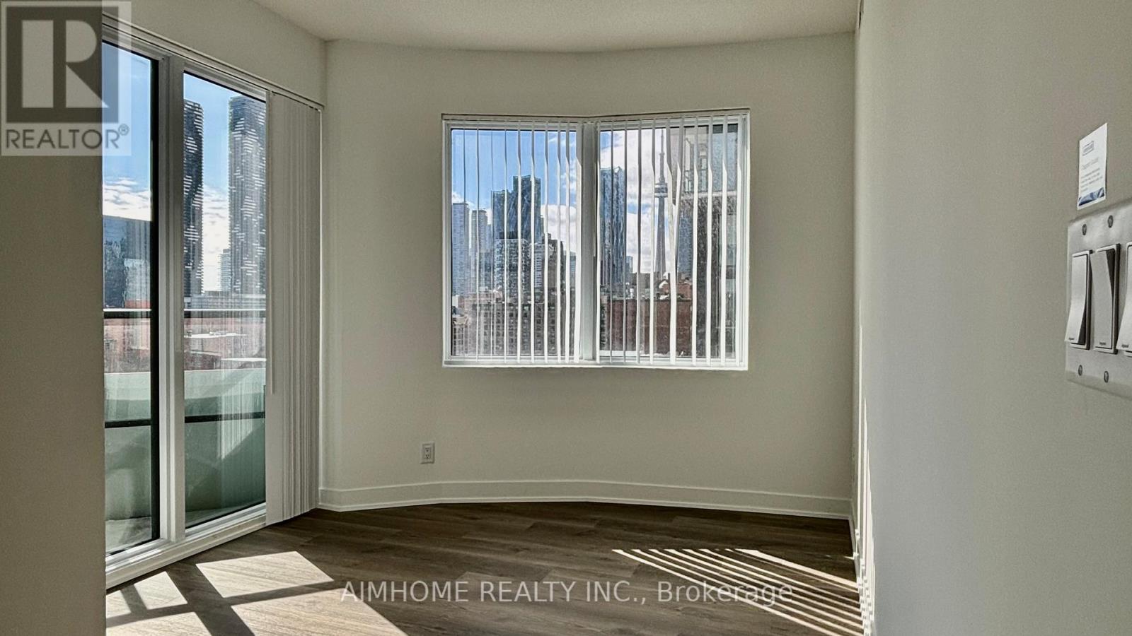 915 - 180 Front Street E, Toronto, Ontario  M5A 0A9 - Photo 12 - C12832276