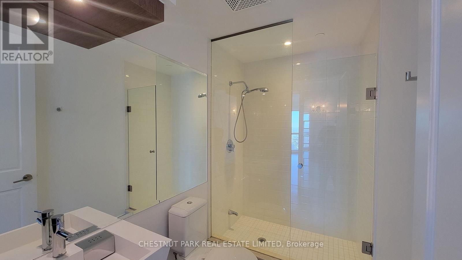 6416 - 388 Yonge Street, Toronto, Ontario  M5B 0A4 - Photo 12 - C12832308