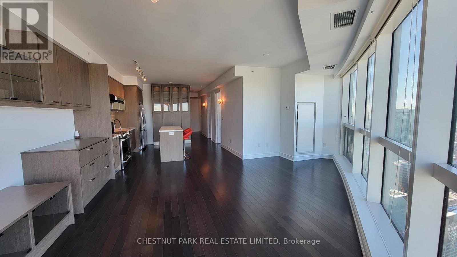 6416 - 388 Yonge Street, Toronto, Ontario  M5B 0A4 - Photo 4 - C12832308