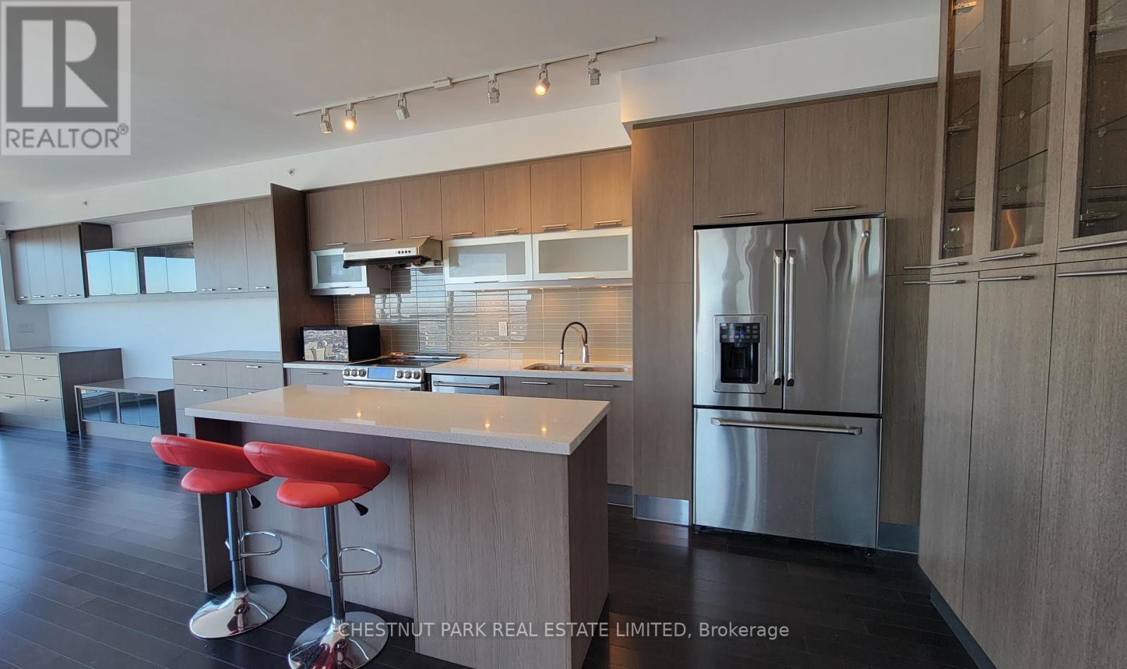 6416 - 388 Yonge Street, Toronto, Ontario  M5B 0A4 - Photo 6 - C12832308