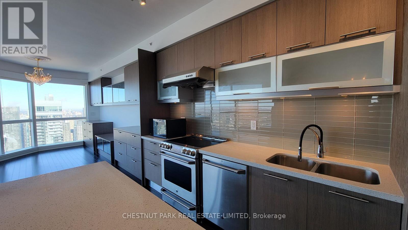 6416 - 388 Yonge Street, Toronto, Ontario  M5B 0A4 - Photo 8 - C12832308