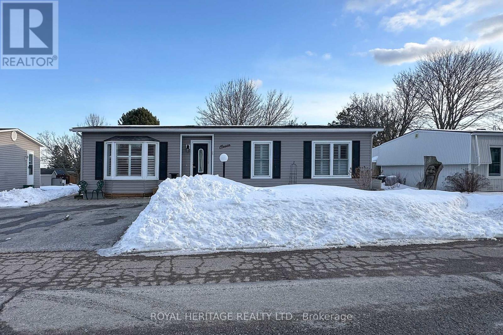 11 Heritage Lane, Clarington, Ontario  L1B 1A5 - Photo 2 - E12832302