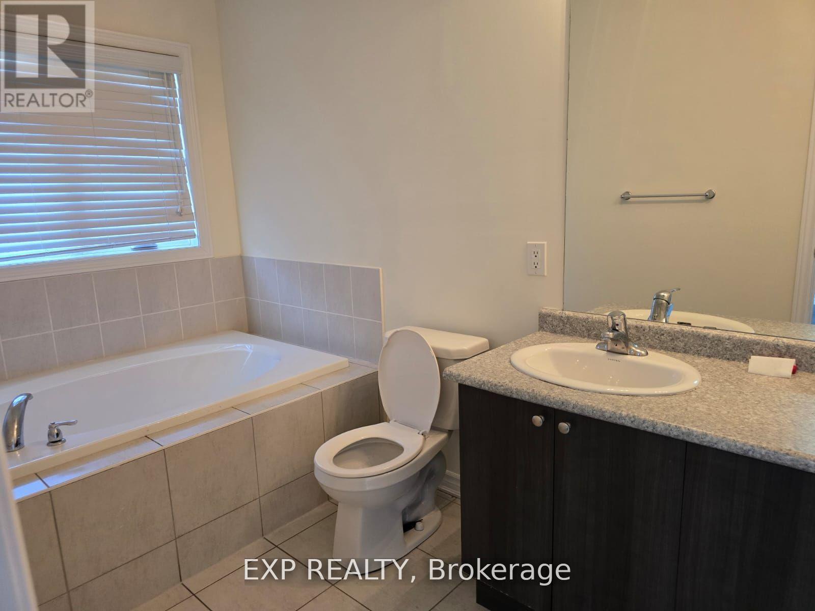 50 Farooq Boulevard N, Vaughan, Ontario  L4H 4P3 - Photo 29 - N12832270